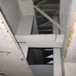 6階防火扉上部 施工箇所